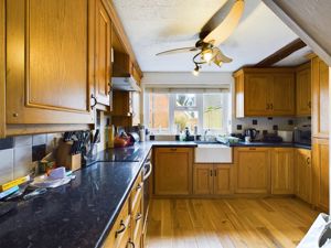 Kitchen- click for photo gallery